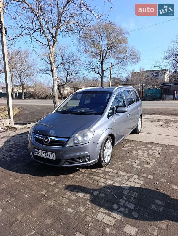 Opel Zafira 2005