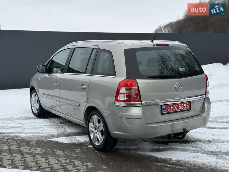 Минивэн Opel Zafira 2009 в Тернополе