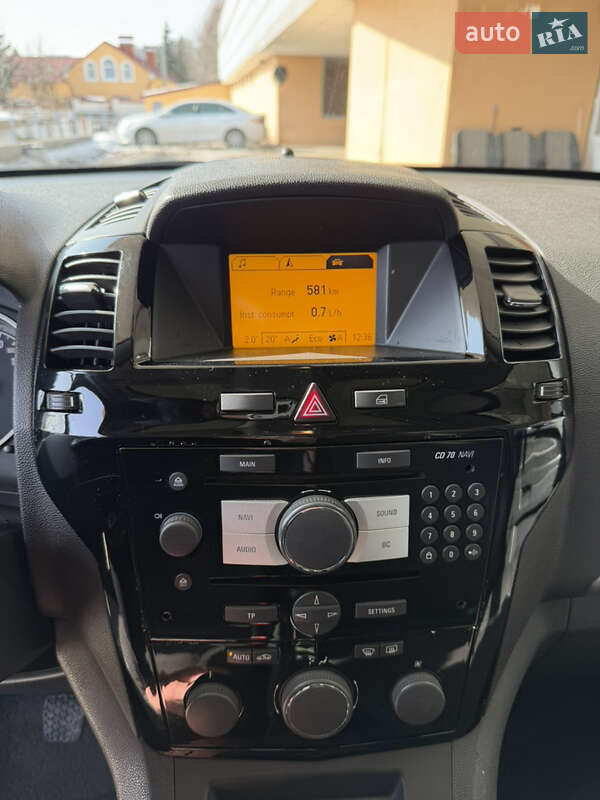 Минивэн Opel Zafira 2008 в Киеве