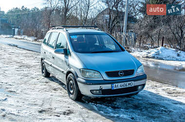 Минивэн Opel Zafira 2000 в Киеве