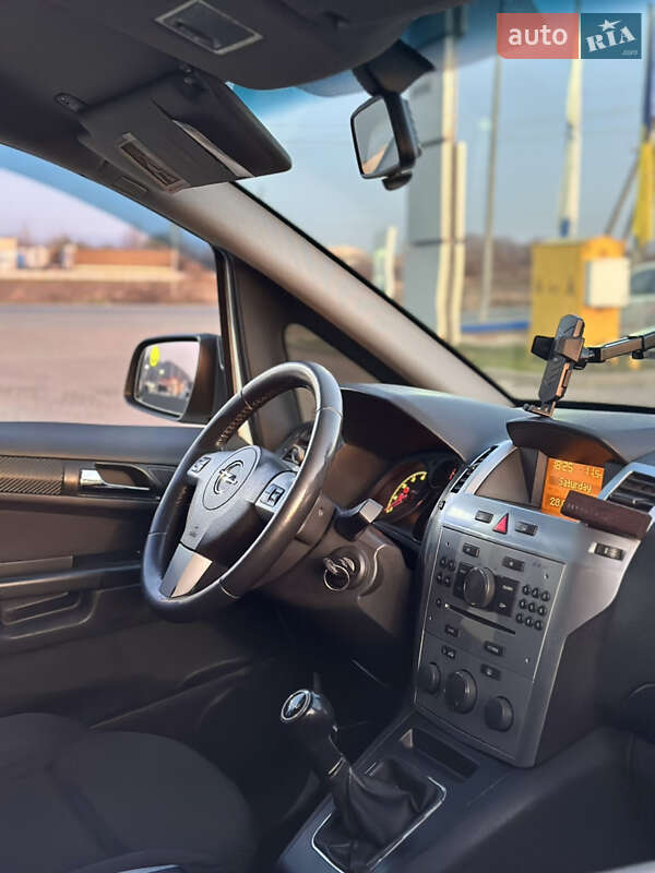 Минивэн Opel Zafira 2010 в Мукачево фото 9 Минивэн Opel Zafira 2010 в Мукачево
