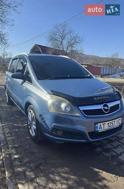 Мінівен Opel Zafira 2007 в Чернівцях
