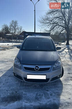Мінівен Opel Zafira 2007 в Остер