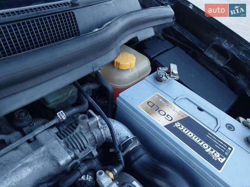 Минивэн Opel Zafira 2006 в Долине