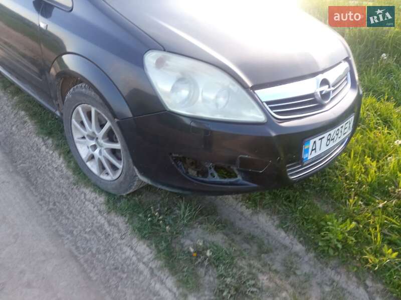 Минивэн Opel Zafira 2008 в Косове фото 6 Минивэн Opel Zafira 2008 в Косове
