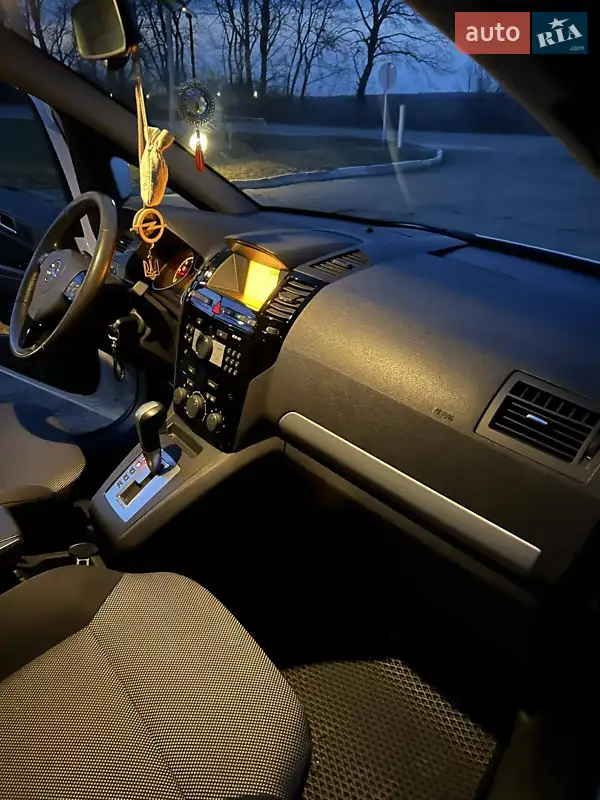 Opel Zafira 2010 VIN W0L0AHM75B2048688 фото оголошення 29 з 113