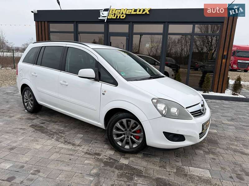 Opel Zafira 2010