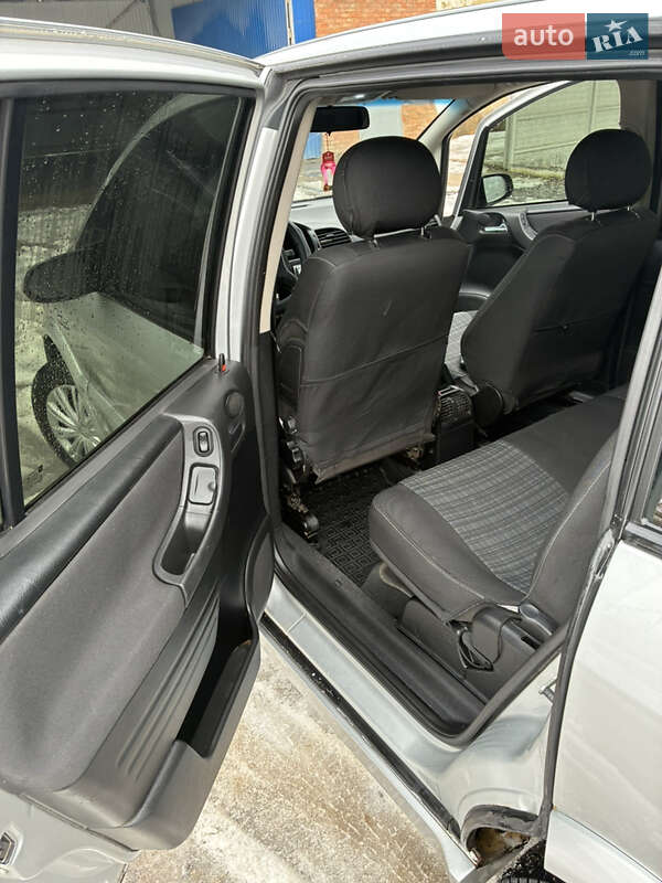 Минивэн Opel Zafira 2003 в Жмеринке