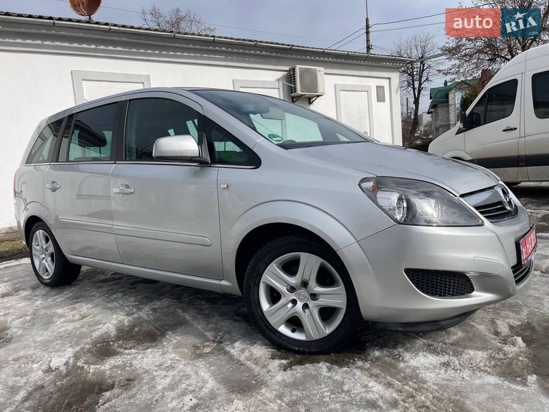 Мінівен Opel Zafira 2010 в Білій Церкві