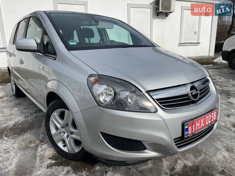 Мінівен Opel Zafira 2010 в Білій Церкві