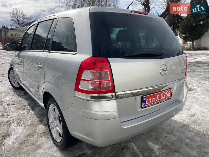 Мінівен Opel Zafira 2010 в Білій Церкві