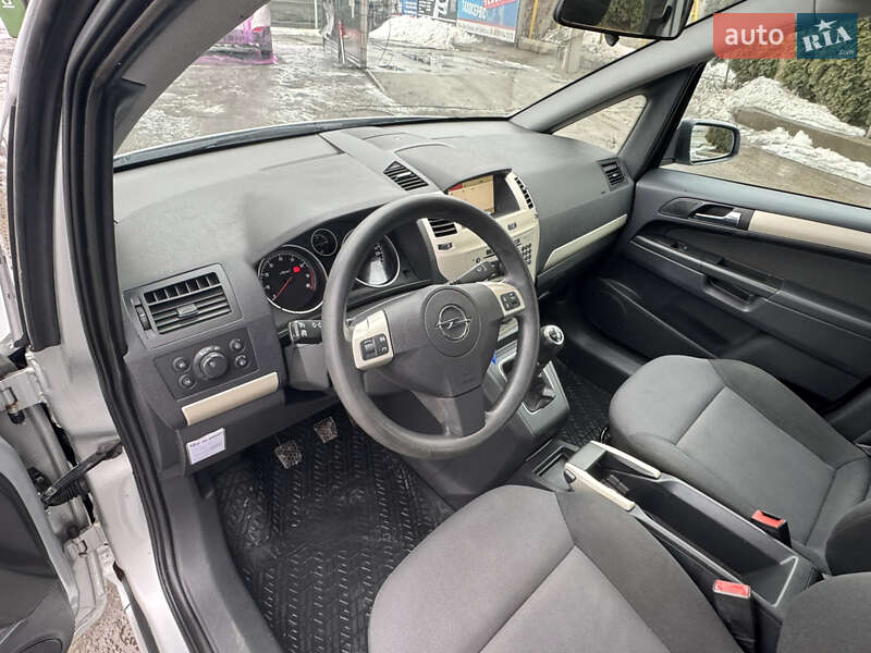 Минивэн Opel Zafira 2008 в Белой Церкви