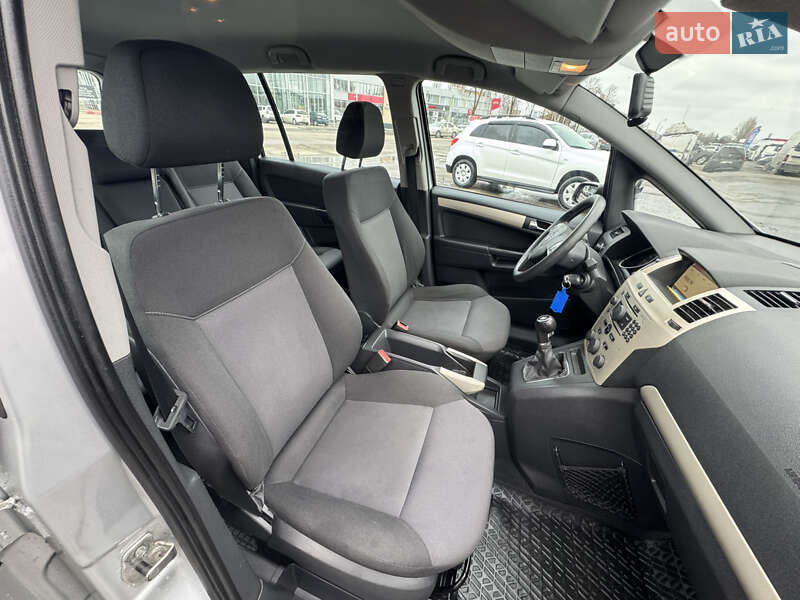 Минивэн Opel Zafira 2008 в Белой Церкви