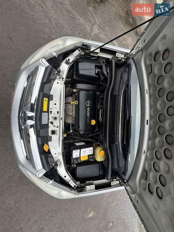 Минивэн Opel Zafira 2008 в Белой Церкви