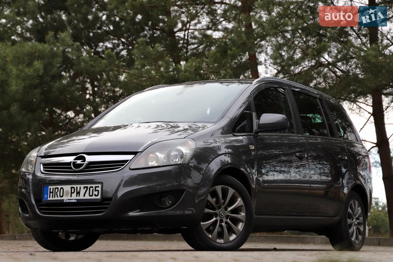 Минивэн Opel Zafira 2011 в Дрогобыче фото 2 Минивэн Opel Zafira 2011 в Дрогобыче
