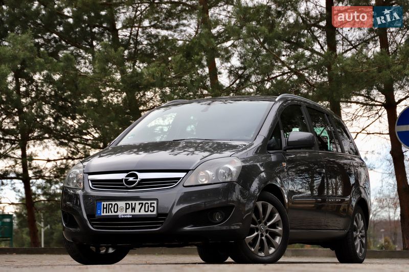 Минивэн Opel Zafira 2011 в Дрогобыче фото Минивэн Opel Zafira 2011 в Дрогобыче