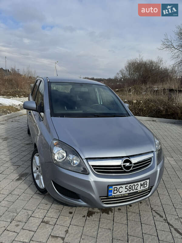 Минивэн Opel Zafira 2011 в Львове фото 3 Минивэн Opel Zafira 2011 в Львове