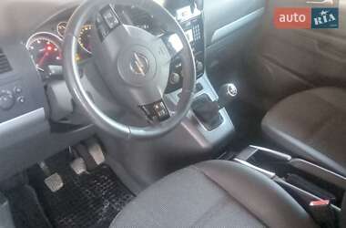 Минивэн Opel Zafira 2010 в Львове