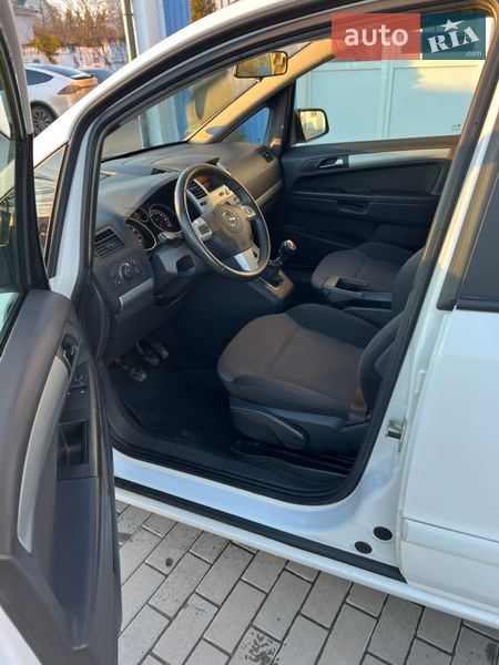 Минивэн Opel Zafira 2012 в Жмеринке
