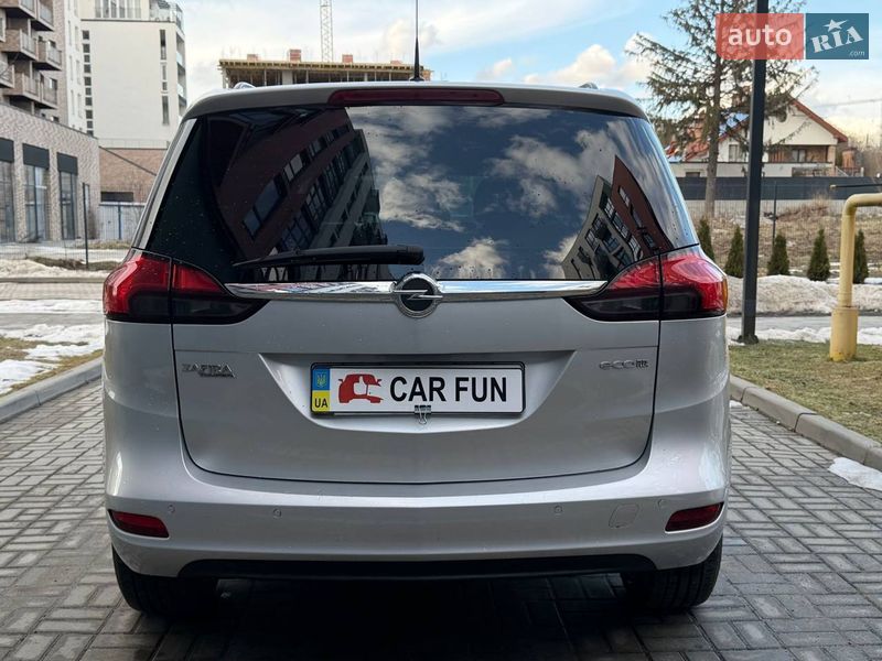 Микровэн Opel Zafira 2014 в Львове