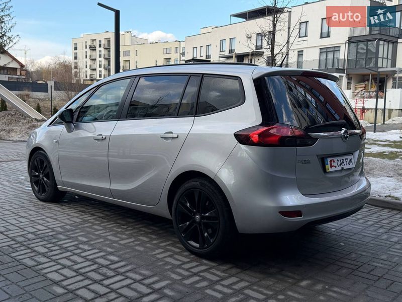 Микровэн Opel Zafira 2014 в Львове