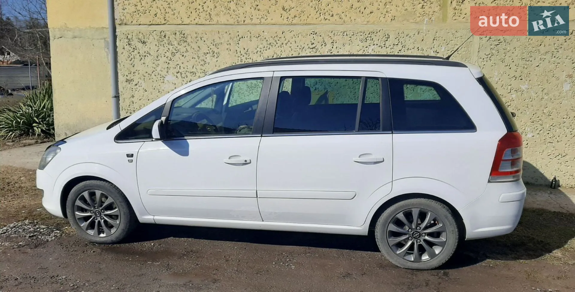 2010 Opel Zafira - мініатюра 4