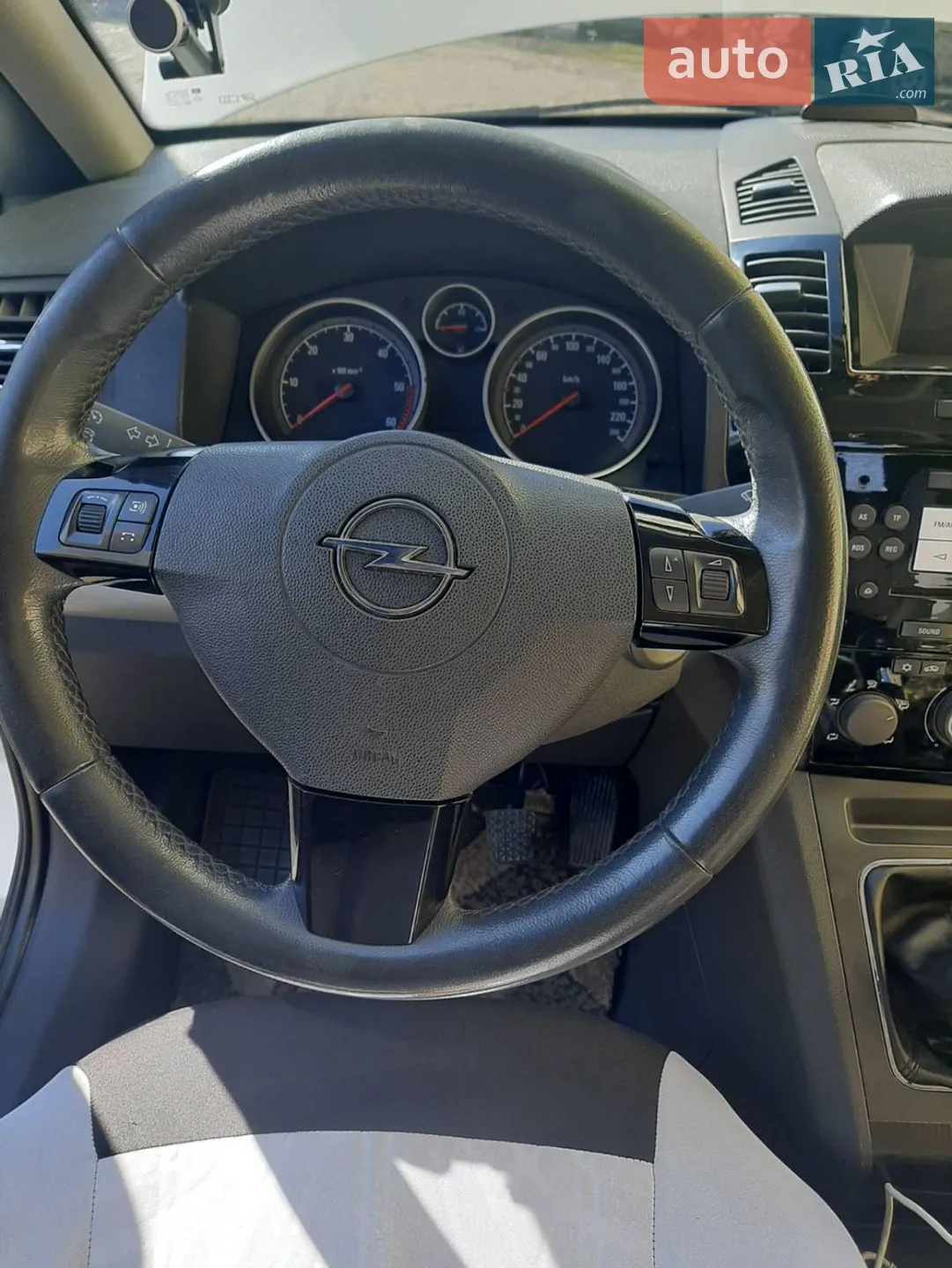 2010 Opel Zafira - мініатюра 18