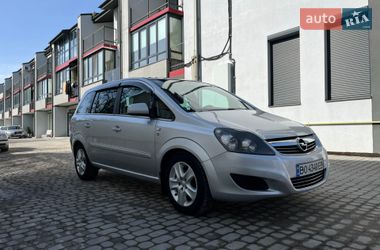 Минивэн Opel Zafira 2010 в Тернополе