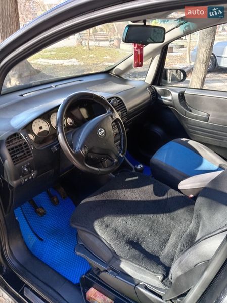 Минивэн Opel Zafira 2003 в Борисполе