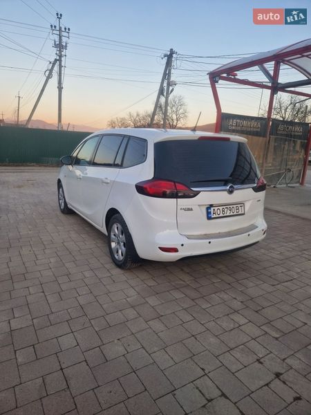 Микровэн Opel Zafira 2014 в Тячеве фото 4 Микровэн Opel Zafira 2014 в Тячеве