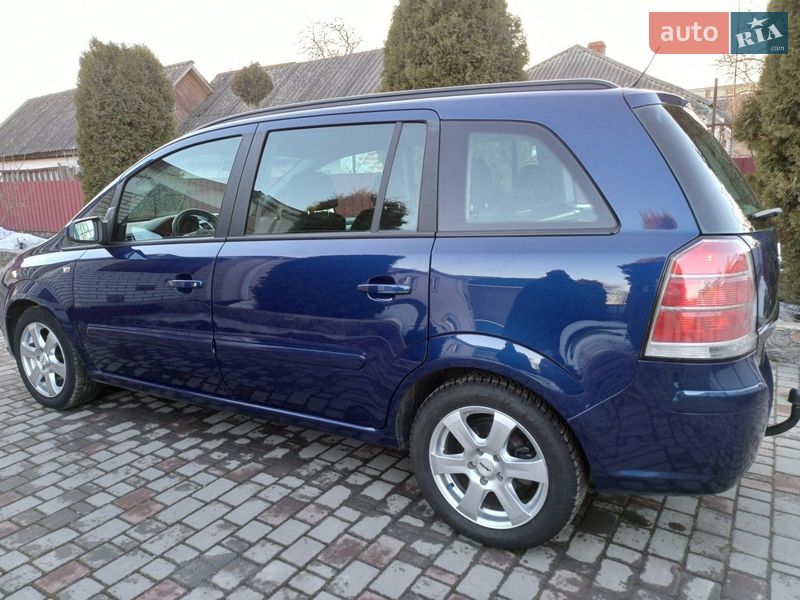 Минивэн Opel Zafira 2008 в Умани