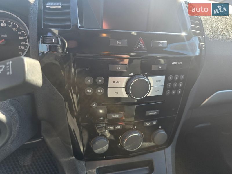 Минивэн Opel Zafira 2013 в Пирятине