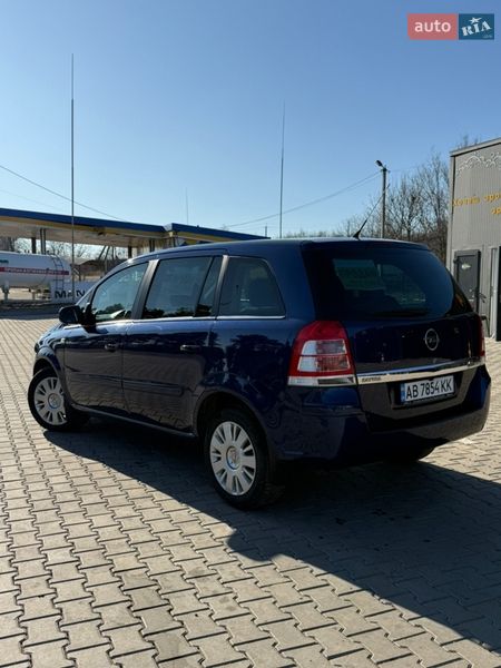 Мінівен Opel Zafira 2011 в Ямполі