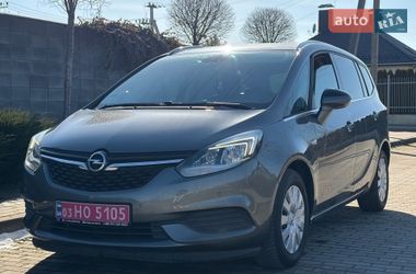 Минивэн Opel Zafira 2017 в Луцке
