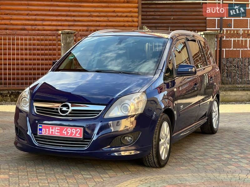 Opel Zafira 2011