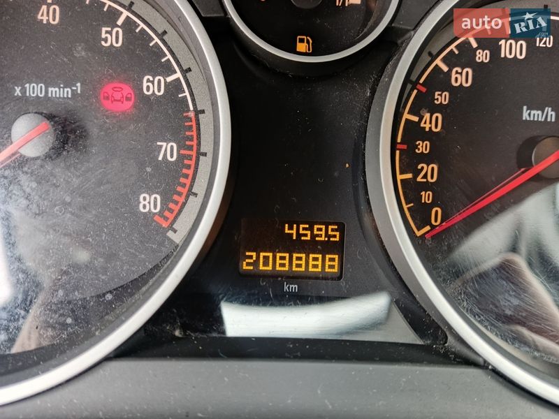 Минивэн Opel Zafira 2009 в Прилуках