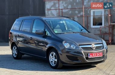 Мінівен Opel Zafira 2012 в Звягелі