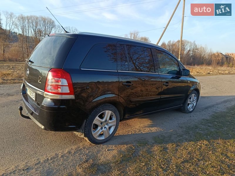 Opel Zafira 2013