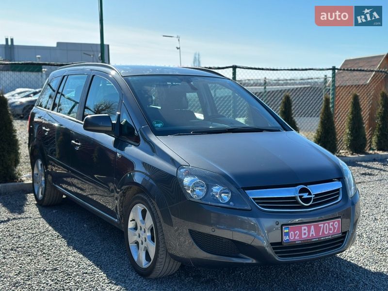 Мінівен Opel Zafira 2012 в Вінниці