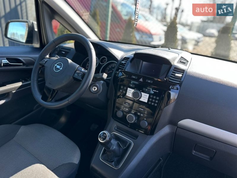 Мінівен Opel Zafira 2012 в Вінниці