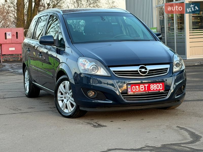 Минивэн Opel Zafira 2011 в Лубнах