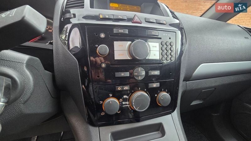 Минивэн Opel Zafira 2010 в Трускавце