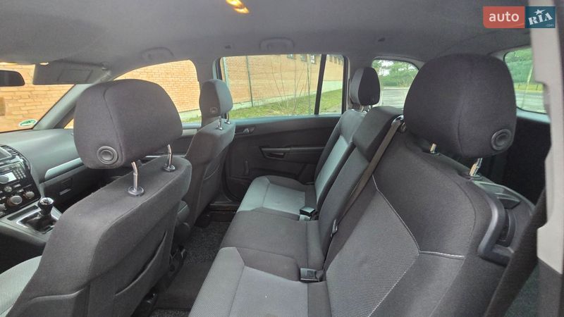 Минивэн Opel Zafira 2010 в Трускавце
