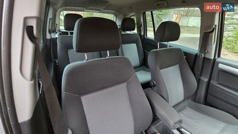 Минивэн Opel Zafira 2010 в Трускавце