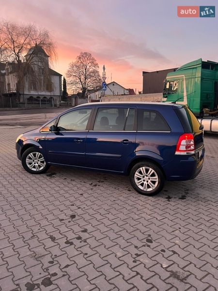 Минивэн Opel Zafira 2008 в Тернополе
