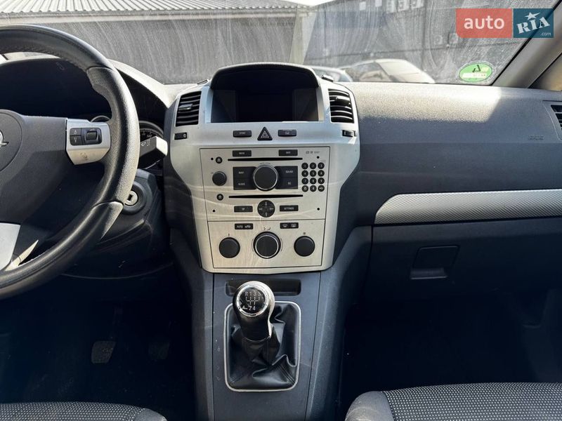 Минивэн Opel Zafira 2009 в Белой Церкви