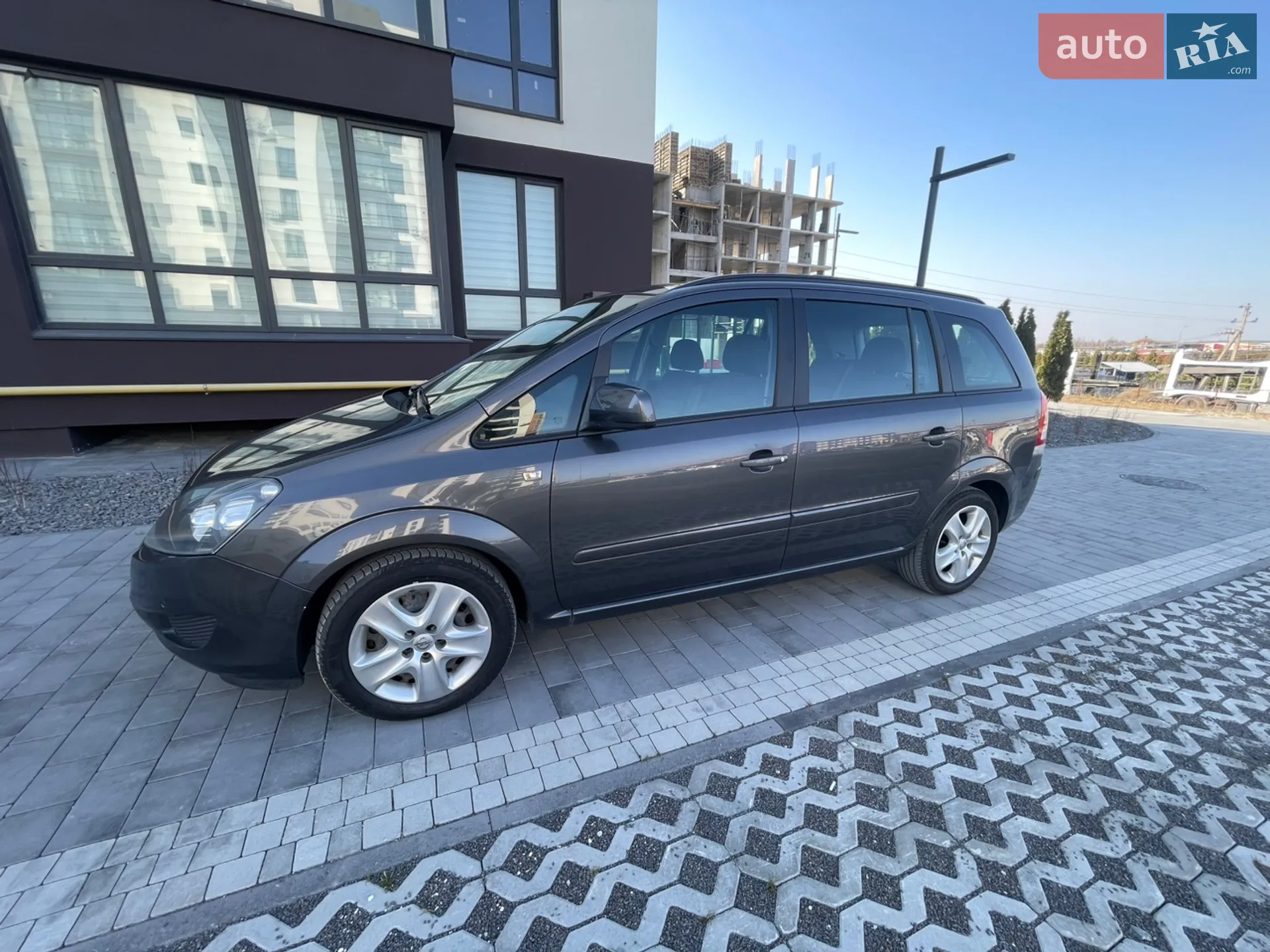 2011 Opel Zafira - мініатюра 2