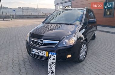 Мінівен Opel Zafira 2011 в Могилів-Подільському