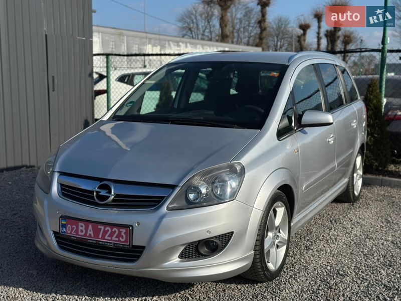 Opel Zafira 2008