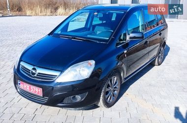 Минивэн Opel Zafira 2010 в Хмельницком